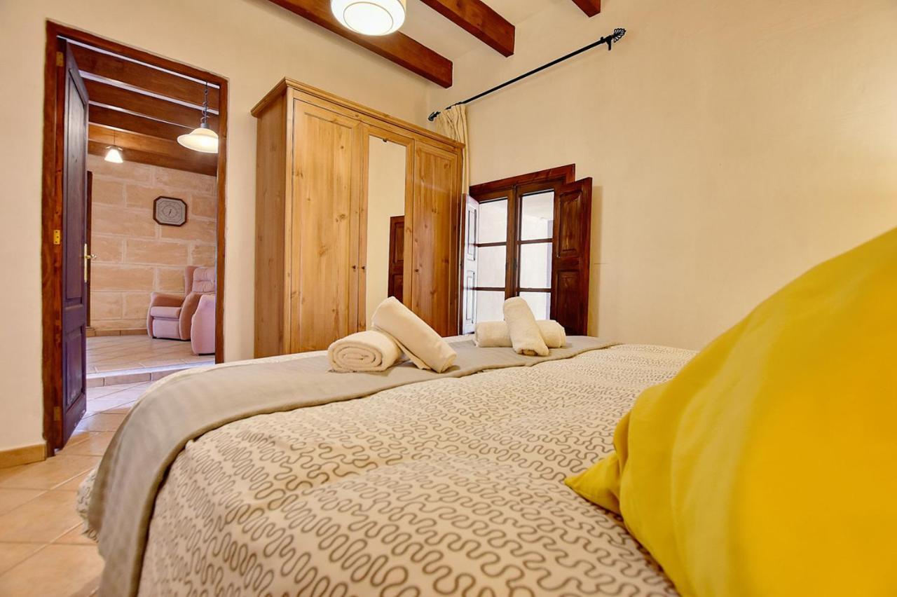 Pujadas Villa