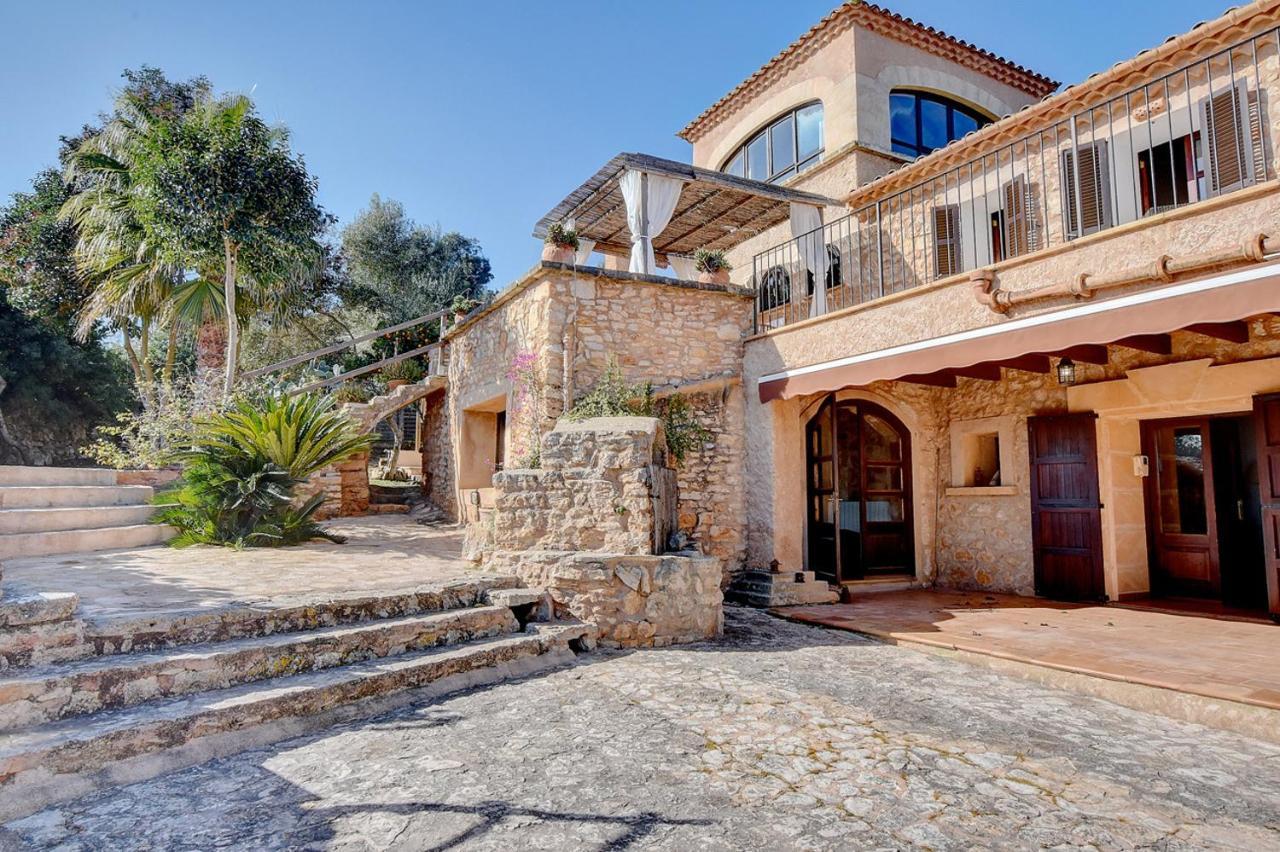 Villa Pujadas